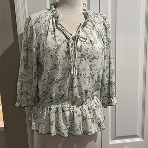 MELLODAY Cream Blouse with Sage Green Floral Print